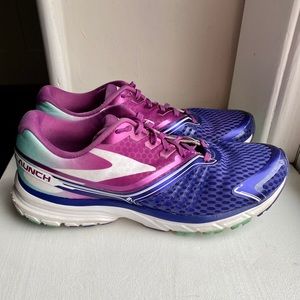 Women’s Brooks launch 2 tennis shoe size 10
